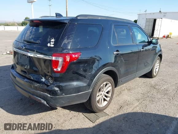 2017 Ford Explorer z VIN 1FM5K7B8XHGD88249, wystawiony jako IAAI lot #42702248 z przebiegiem 109 067 mil mil oraz . Historia ofert i sprzedaży dostępna na DreamBid. Obrazek 4.