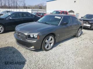 2008 Dodge Charger SE с VIN 2B3KA43G88H227287, выставлен на аукционе Copart как лот 44497745 с пробегом 289 657 миль миль и Списание • Salvage title. История ставок и продаж доступна на DreamBid. Изображение 1.