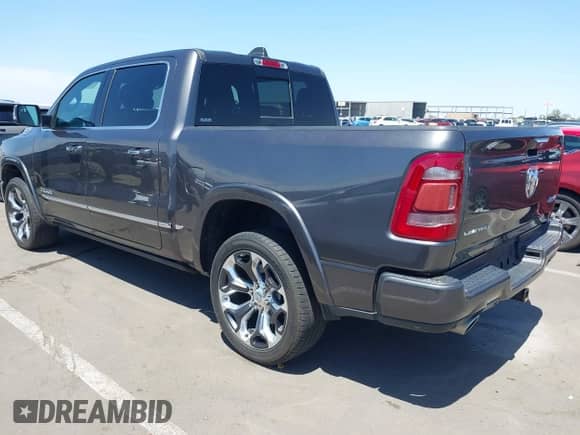 2020 Ram 1500 Limited z VIN 1C6SRFHT8LN283200, wystawiony jako IAAI lot #42510774 z przebiegiem 47 008 mil mil oraz . Historia ofert i sprzedaży dostępna na DreamBid. Obrazek 3.