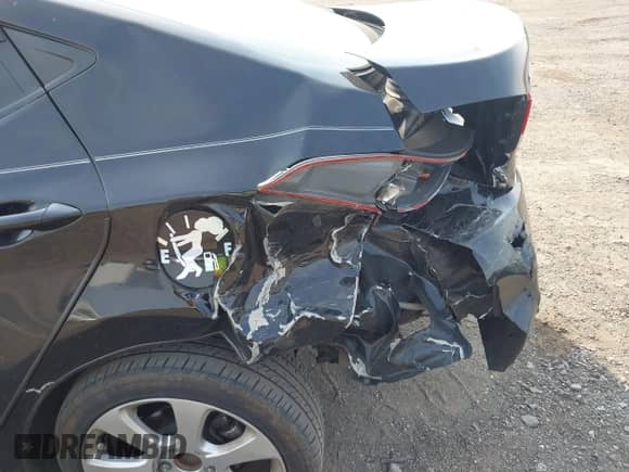 2012 Hyundai Elantra Limited with VIN KMHDH4AE8CU310045, listed as a IAAI auction lot 42498504 with 50,422 mi miles and . Bid and sale history available at DreamBid. Image 6.