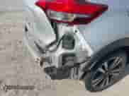 2020 Nissan Kicks SR z VIN 3N1CP5DV2LL563847, wystawiony jako IAAI lot #42906965 z przebiegiem 92 960 mil mil oraz . Historia ofert i sprzedaży dostępna na DreamBid. Obrazek 18.