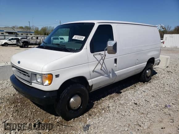 2000 Ford Econoline Cargo с VIN 1FTSE34F8YHA84494, выставлен на аукционе Copart как лот 53182035 с пробегом 119 730 миль миль и На запчасти • Non repairable. История ставок и продаж доступна на DreamBid. Изображение 1.