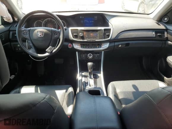 2014 Honda Accord EX-L with VIN 1HGCR3F83EA029545, listed as a Copart auction lot 69263135 with 135,347 mi miles and Salvage title. Bid and sale history available at DreamBid. Image 8.