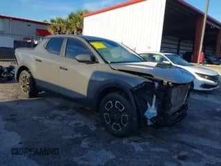 2022 Hyundai Santa Cruz SE с VIN 5NTJA4AE8NH010189, выставлен на аукционе IAAI как лот 43287230 с пробегом 42 420 миль миль и . История ставок и продаж доступна на DreamBid. Изображение 1.