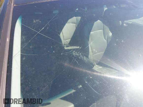 2011 Hyundai Sonata Limited с VIN 5NPEC4AC8BH001156, выставлен на аукционе IAAI как лот 43277602 с пробегом 148 207 миль миль и . История ставок и продаж доступна на DreamBid. Изображение 6.