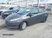 2015 Ford Fiesta SE z VIN 3FADP4BE9FM161178, wystawiony jako IAAI lot #42702671 z przebiegiem 86 986 mil mil oraz . Historia ofert i sprzedaży dostępna na DreamBid. Obrazek 2.