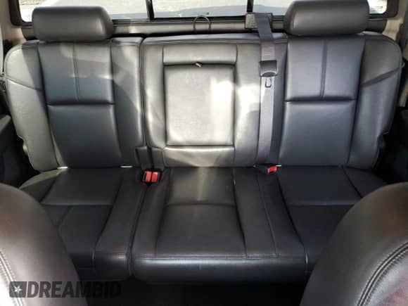 2012 Chevrolet Silverado 3500HD LTZ с VIN 1GC4K1C82CF238677, выставлен на аукционе Copart как лот 46481215 с пробегом 67 584 миль миль и Списание • Salvage title. История ставок и продаж доступна на DreamBid. Изображение 10.