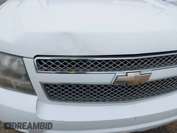 2008 Chevrolet Tahoe LTZ with VIN 1GNFC13048R175160, listed as a IAAI auction lot 41452256 with 258,793 mi miles and . Bid and sale history available at DreamBid. Image 20.