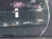 2017 Kia Sorento EX z VIN 5XYPHDA52HG321827, wystawiony jako IAAI lot #42747294 z przebiegiem 106 737 mil mil oraz . Historia ofert i sprzedaży dostępna na DreamBid. Obrazek 7.