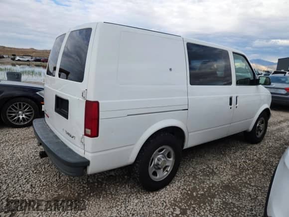 2003 Chevrolet Astro Cargo с VIN 1GCDL19X43B131911, выставлен на аукционе Copart как лот 86710215 с пробегом 167 071 миль миль и Чистый • Clean title. История ставок и продаж доступна на DreamBid. Изображение 3.