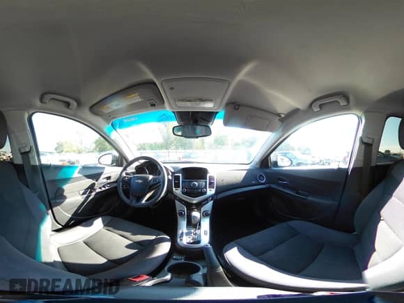 2015 Chevrolet Cruze LT с VIN 1G1PC5SB7F7105841, выставлен на аукционе IAAI как лот 43120264 с пробегом 153 602 миль миль и . История ставок и продаж доступна на DreamBid. Изображение 18.