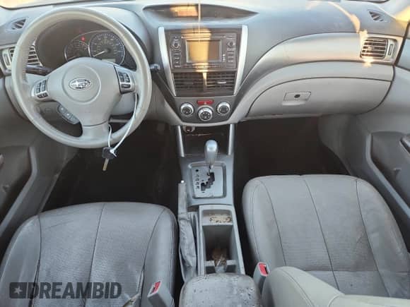 2011 Subaru Forester X Limited z VIN JF2SHAECXBH721135, wystawiony jako Copart lot #84920945 z przebiegiem 180 170 mil mil oraz Czysty tytuł • Clean title. Historia ofert i sprzedaży dostępna na DreamBid. Obrazek 8.