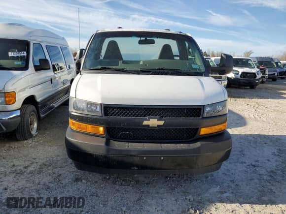 2021 Chevrolet Express Commercial с VIN 1GB0GRF77M1176892, выставлен на аукционе Copart как лот 78646114 с пробегом 125 314 миль миль и Чистый • Clean title. История ставок и продаж доступна на DreamBid. Изображение 5.