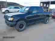 2003 Toyota Tacoma z VIN 5TEHN72N53Z249453, wystawiony jako IAAI lot #43472155 z przebiegiem 162 053 mil mil oraz . Historia ofert i sprzedaży dostępna na DreamBid. Obrazek 17.