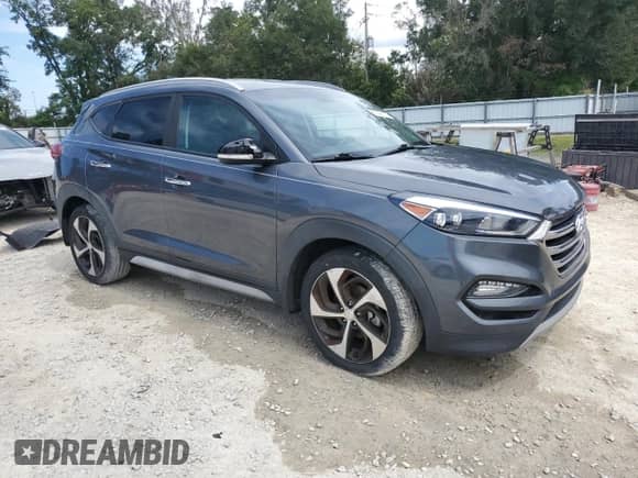 2017 Hyundai Tucson Sport с VIN KM8J33A23HU411678, выставлен на аукционе Copart как лот 81098175 с пробегом 109 919 миль миль и Списание • Salvage title. История ставок и продаж доступна на DreamBid. Изображение 4.