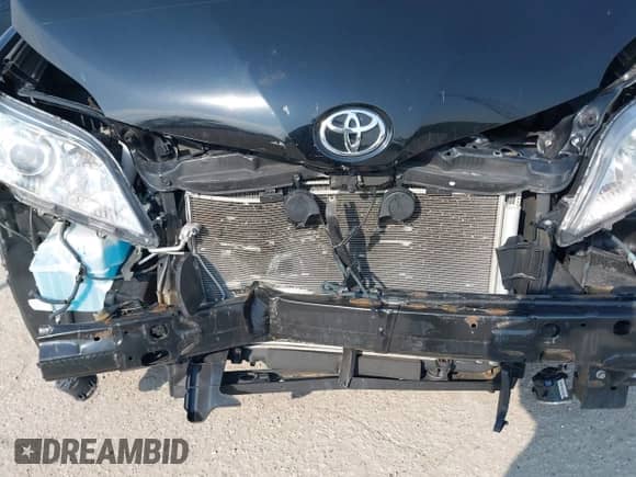 2016 Toyota Sienna XLE с VIN 5TDDK3DCXGS135060, выставлен на аукционе IAAI как лот 42460777 с пробегом 123 553 миль миль и . История ставок и продаж доступна на DreamBid. Изображение 10.