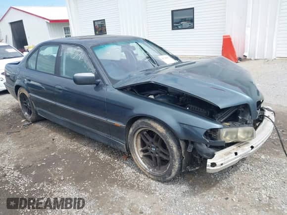 1999 BMW 7 Series z VIN WBAGG8330XDN74452, wystawiony jako IAAI lot #42745822 z przebiegiem Nie podano mil oraz . Historia ofert i sprzedaży dostępna na DreamBid. Obrazek 1.
