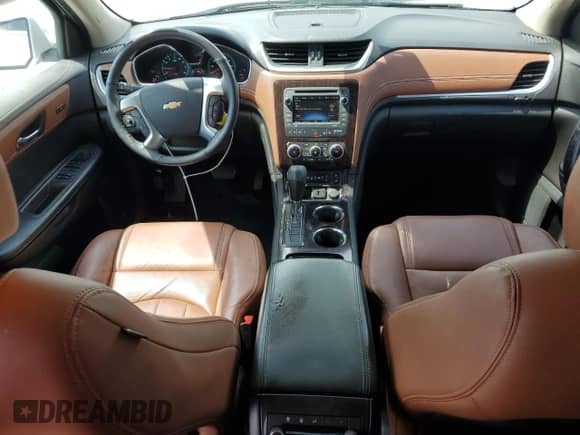 2017 Chevrolet Traverse Premier с VIN 1GNKVJKD4HJ211134, выставлен на аукционе Copart как лот 61013065 с пробегом 53 253 миль миль и Списание • Salvage title. История ставок и продаж доступна на DreamBid. Изображение 8.