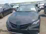 2022 Toyota Camry Hybrid XSE с VIN 4T1K31AK6NU592747, выставлен на аукционе IAAI как лот 42955541 с пробегом 40 933 миль миль и . История ставок и продаж доступна на DreamBid. Изображение 13.