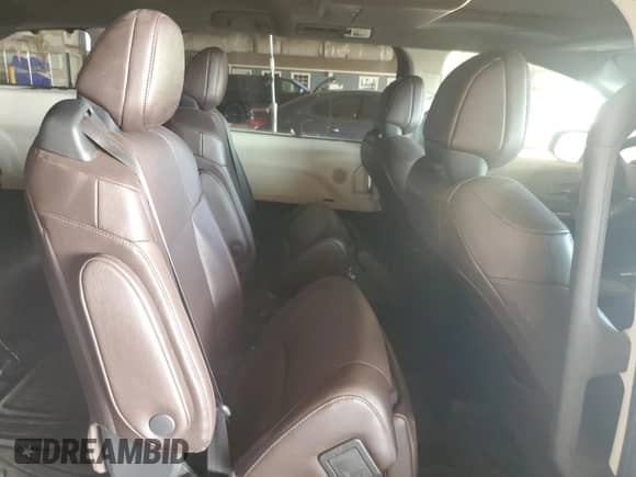 2022 Toyota Sienna Platinum с VIN 5TDERKEC1NS126303, выставлен на аукционе Copart как лот 90923245 с пробегом 21 171 миль миль и Списание • Salvage title. История ставок и продаж доступна на DreamBid. Изображение 11.