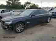 2015 BMW 7 Series 740Li xDrive с VIN WBAYF4C50FGS99227, выставлен на аукционе Copart как лот 85001735 с пробегом Не указан миль и Списание • Salvage title. История ставок и продаж доступна на DreamBid. Изображение 1.