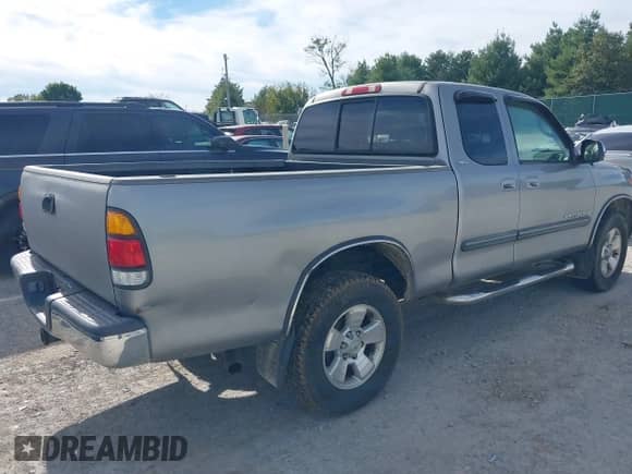 2003 Toyota Tundra SR5 with VIN 5TBBT44143S336626, listed as a IAAI auction lot 43482106 with 216,060 mi miles and . Bid and sale history available at DreamBid. Image 4.