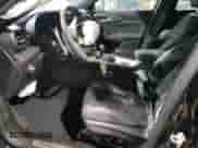 2024 Dodge Hornet R/T z VIN ZACPDFCW1R3A39135, wystawiony jako Copart lot #86421454 z przebiegiem 7 305 mil mil oraz Szkoda całkowita • Salvage title. Historia ofert i sprzedaży dostępna na DreamBid. Obrazek 7.