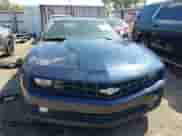 2010 Chevrolet Camaro 2LT z VIN 2G1FC1EV7A9123063, wystawiony jako IAAI lot #43302490 z przebiegiem 176 239 mil mil oraz . Historia ofert i sprzedaży dostępna na DreamBid. Obrazek 12.