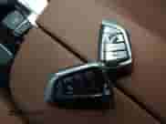 2019 BMW 5 Series 530e xDrive z VIN WBAJB1C51KB376190, wystawiony jako IAAI lot #41610326 z przebiegiem 22 089 mil mil oraz . Historia ofert i sprzedaży dostępna na DreamBid. Obrazek 11.