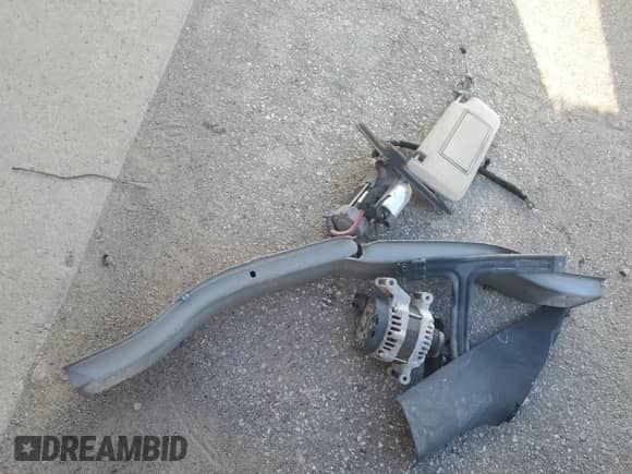 2017 Chevrolet Malibu LT с VIN 1G1ZE5ST7HF253184, выставлен на аукционе Copart как лот 66376265 с пробегом Не указан миль и На запчасти • Non repairable. История ставок и продаж доступна на DreamBid. Изображение 12.