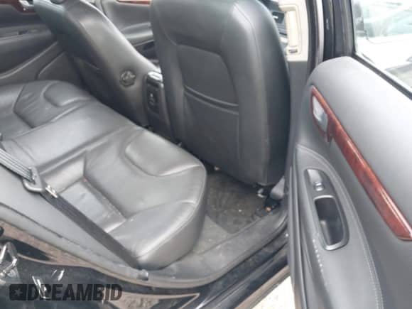 2008 Volvo S60 2.5T с VIN YV1RH592082689548, выставлен на аукционе IAAI как лот 43442037 с пробегом 162 844 миль миль и . История ставок и продаж доступна на DreamBid. Изображение 8.
