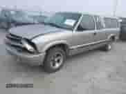 2003 Chevrolet S-10 LS with VIN 1GCCS19X938125940, listed as a IAAI auction lot 43381376 with 148,298 mi miles and . Bid and sale history available at DreamBid. Image 2.