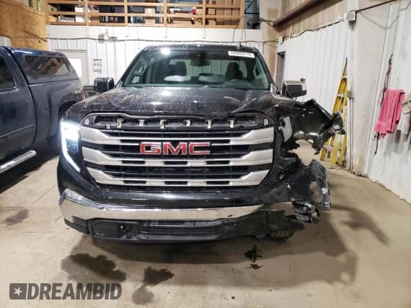 2024 GMC Sierra 1500 SLE with VIN 3GTPUBEK3RG150704, listed as a Copart auction lot 68060215 with 9,636 mi miles and Salvage title. Bid and sale history available at DreamBid. Image 5.