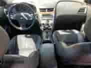 2012 Chevrolet Malibu 2LT z VIN 1G1ZD5EU9CF330038, wystawiony jako Copart lot #70418315 z przebiegiem 153 407 mil mil oraz Czysty tytuł • Clean title. Historia ofert i sprzedaży dostępna na DreamBid. Obrazek 8.