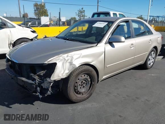 2010 Hyundai Sonata GLS с VIN 5NPET4AC8AH655427, выставлен на аукционе IAAI как лот 43484183 с пробегом 126 865 миль миль и . История ставок и продаж доступна на DreamBid. Изображение 2.