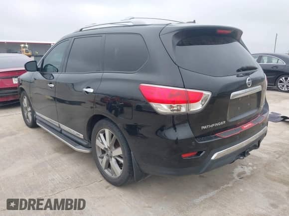 2014 Nissan Pathfinder Platinum with VIN 5N1AR2MN0EC619145, listed as a IAAI auction lot 41032657 with 148,405 mi miles and . Bid and sale history available at DreamBid. Image 3.