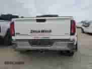 2022 Chevrolet Silverado 3500HD LTZ z VIN 1GC4YUEYXNF222193, wystawiony jako Copart lot #45466865 z przebiegiem 84 548 mil mil oraz Szkoda całkowita • Salvage title. Historia ofert i sprzedaży dostępna na DreamBid. Obrazek 6.