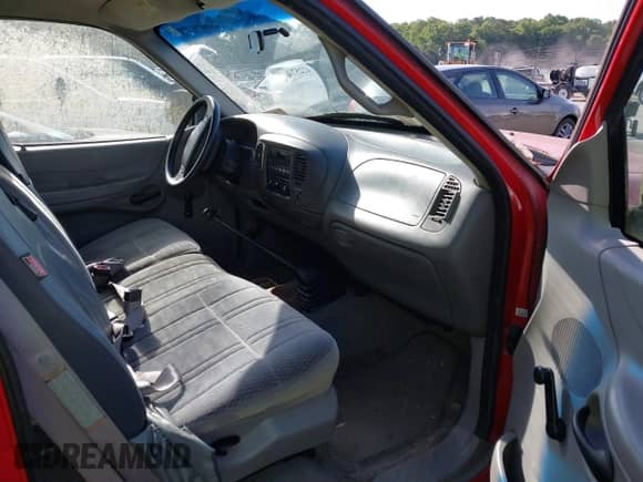 1998 Ford F-150 with VIN 1FTZX1728WNB94109, listed as a IAAI auction lot 42257440 with 189,181 mi miles and . Bid and sale history available at DreamBid. Image 5.