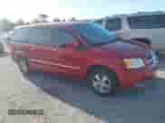 2008 Dodge Grand Caravan SXT z VIN 2D8HN54P68R753432, wystawiony jako IAAI lot #43112087 z przebiegiem 175 370 mil mil oraz . Historia ofert i sprzedaży dostępna na DreamBid. Obrazek 1.