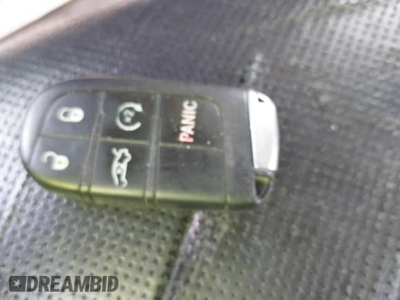 2012 Chrysler 300 с VIN 2C3CCAAG1CH202078, выставлен на аукционе IAAI как лот 42757524 с пробегом Не указан миль и . История ставок и продаж доступна на DreamBid. Изображение 11.