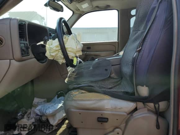 2004 Chevrolet Tahoe LS with VIN 1GNEC13T44R294049, listed as a Copart auction lot 59900565 with 149,379 mi miles and Salvage title. Bid and sale history available at DreamBid. Image 7.