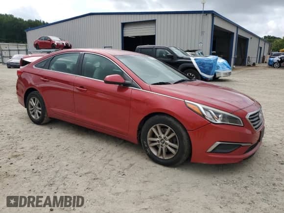 2017 Hyundai Sonata SE z VIN 5NPE24AF4HH494615, wystawiony jako Copart lot #68412895 z przebiegiem 157 927 mil mil oraz Szkoda całkowita • Salvage title. Historia ofert i sprzedaży dostępna na DreamBid. Obrazek 4.
