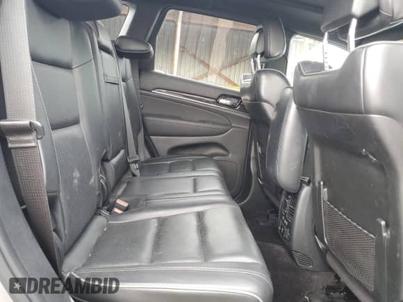 2019 Jeep Grand Cherokee Overland z VIN 1C4RJFCT1KC574573, wystawiony jako Copart lot #49455695 z przebiegiem 29 594 mil mil oraz Szkoda całkowita • Salvage title. Historia ofert i sprzedaży dostępna na DreamBid. Obrazek 11.