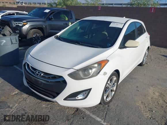 2013 Hyundai Elantra z VIN KMHD35LE7DU100068, wystawiony jako IAAI lot #43181772 z przebiegiem 74 045 mil mil oraz . Historia ofert i sprzedaży dostępna na DreamBid. Obrazek 2.