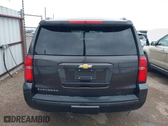 2015 Chevrolet Suburban LT с VIN 1GNSKJKC1FR203524, выставлен на аукционе IAAI как лот 42592691 с пробегом 150 216 миль миль и . История ставок и продаж доступна на DreamBid. Изображение 16.