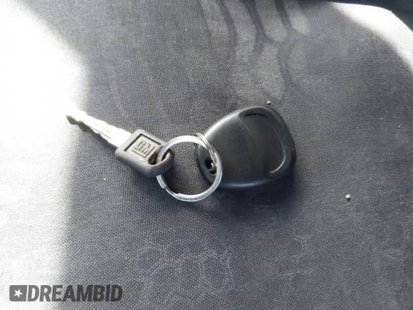 1997 Chevrolet Tahoe with VIN 3GNEK18R5VG126423, listed as a IAAI auction lot 41766765 with 278,269 mi miles and . Bid and sale history available at DreamBid. Image 11.