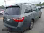 2013 Honda Odyssey EX с VIN 5FNRL5H41DB033471, выставлен на аукционе IAAI как лот 43274449 с пробегом 214 131 миль миль и . История ставок и продаж доступна на DreamBid. Изображение 4.