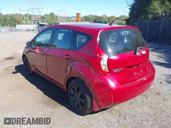 2015 Nissan Note SV z VIN 3N1CE2CP3FL377682, wystawiony jako IAAI lot #43414519 z przebiegiem 131 404 mil mil oraz . Historia ofert i sprzedaży dostępna na DreamBid. Obrazek 3.