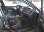 2016 Chrysler 300 Anniversary Edition z VIN 2C3CCAAG5GH243285, wystawiony jako IAAI lot #42381873 z przebiegiem 182 647 mil mil oraz . Historia ofert i sprzedaży dostępna na DreamBid. Obrazek 5.