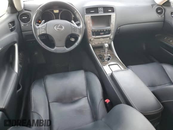 2009 Lexus IS 250 z VIN JTHCK262995031306, wystawiony jako Copart lot #86285155 z przebiegiem Nie podano mil oraz Szkoda całkowita • Salvage title. Historia ofert i sprzedaży dostępna na DreamBid. Obrazek 8.